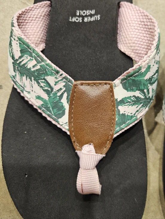 Capelli of New York Pink and Green Palm Print Flip Flop Sandals - Picture 2 of 6